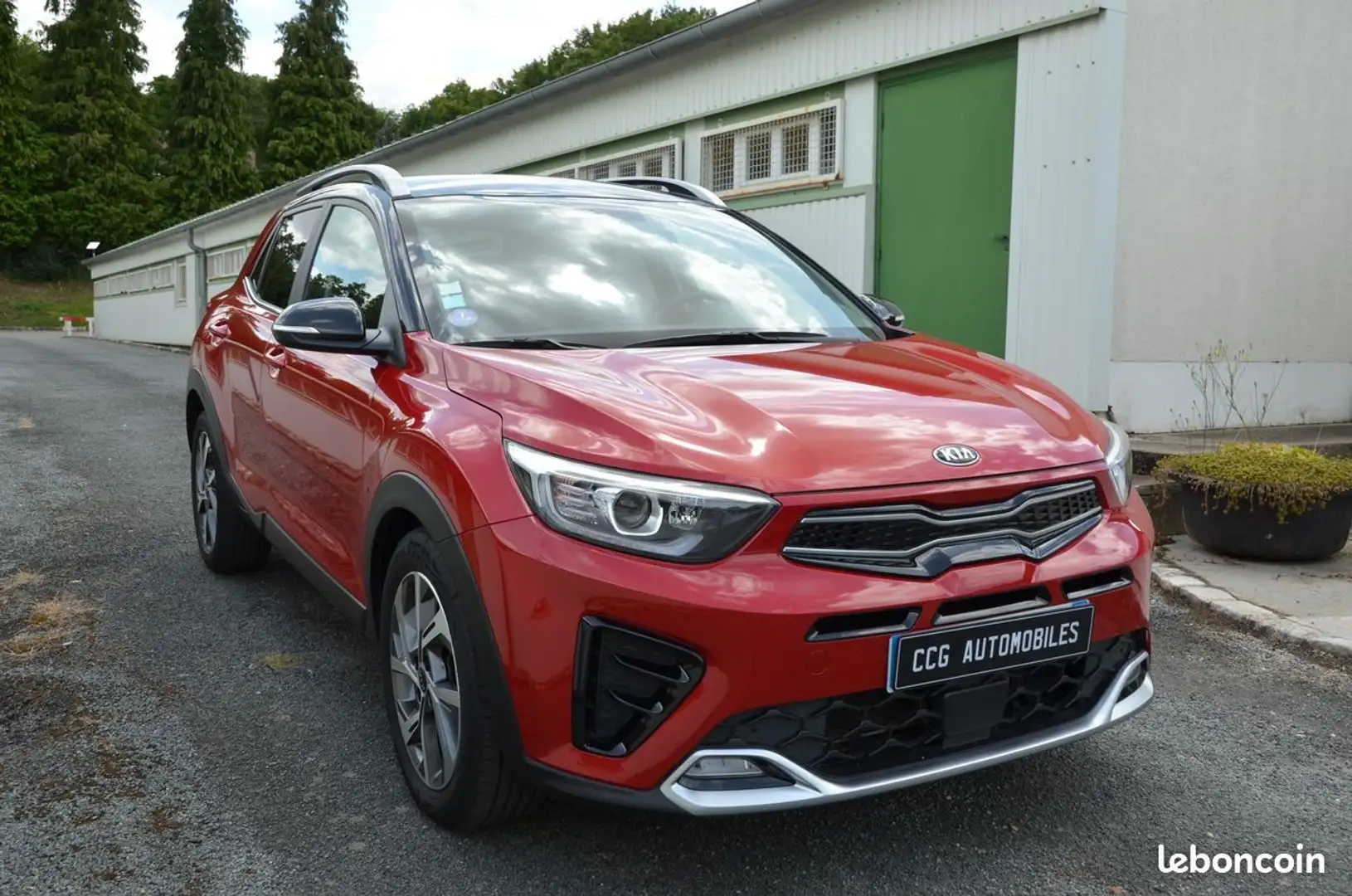 Kia Stonic gt line Rouge - 2