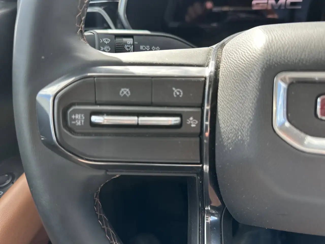 GMC Canyon снимка GMC Canyon