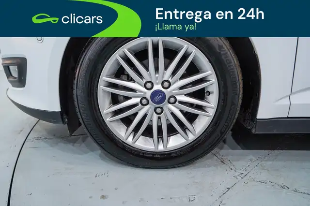 Ford C-Max view 11