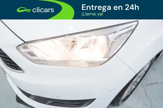 Ford C-Max view 10