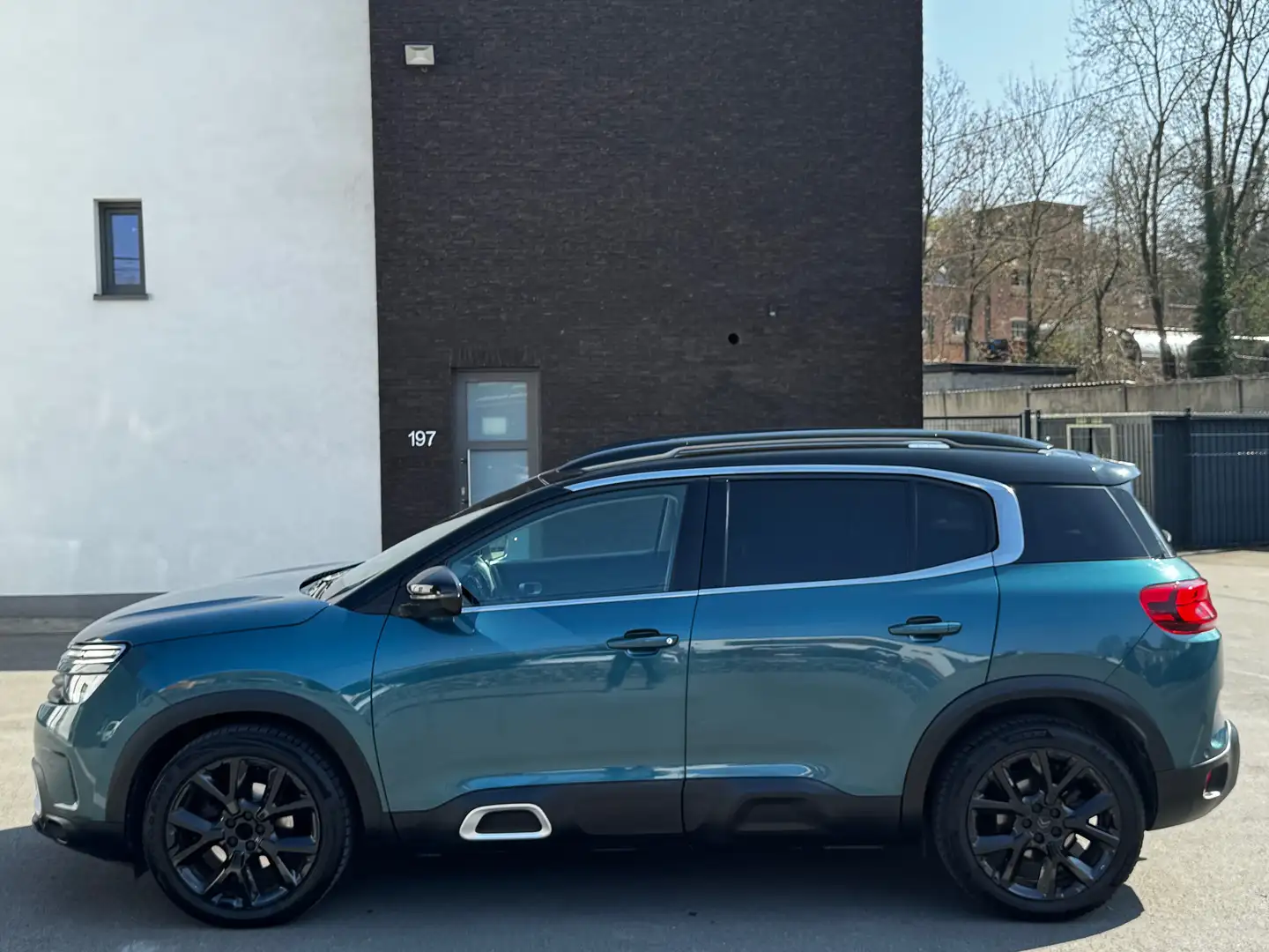 Citroen C5 Aircross 1.5 BlueHDi Business LoungE//CAMERA 360//NAV//PDC Blauw - 2