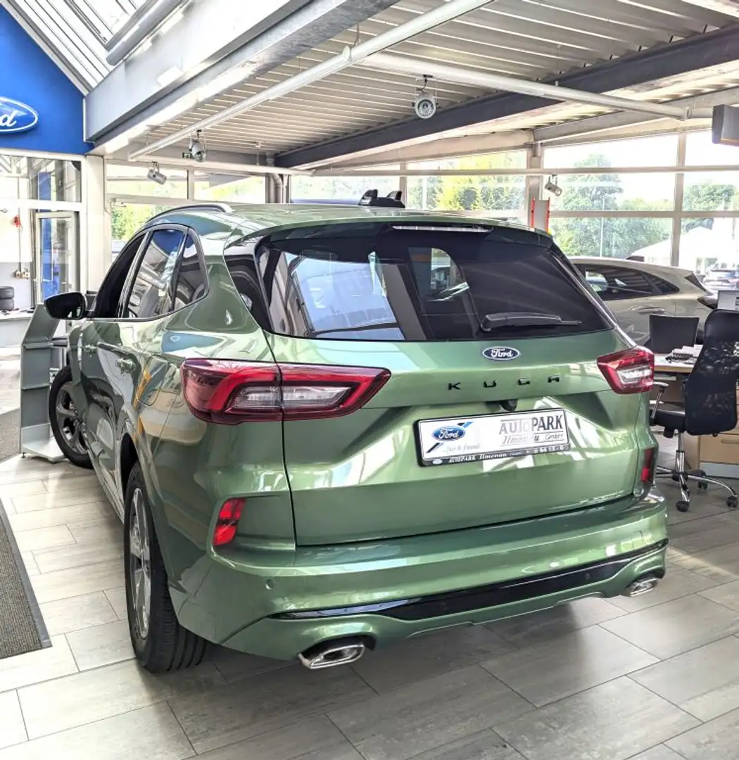Ford Kuga 1.5 EcoBoost ST-LINE (DFK) Grün - 2