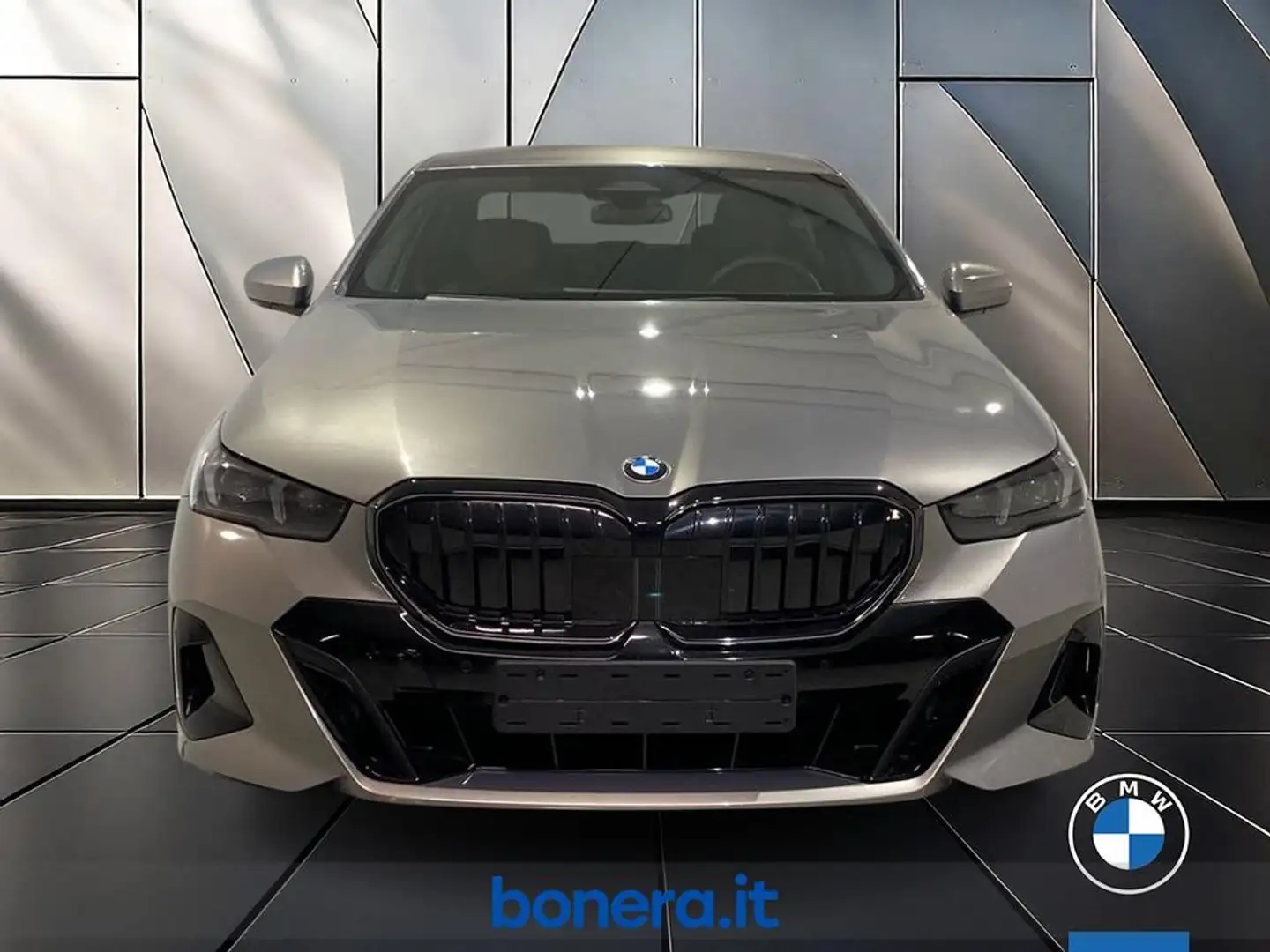 BMW 520 d 48V xdrive MSport Pro auto Grigio - 2
