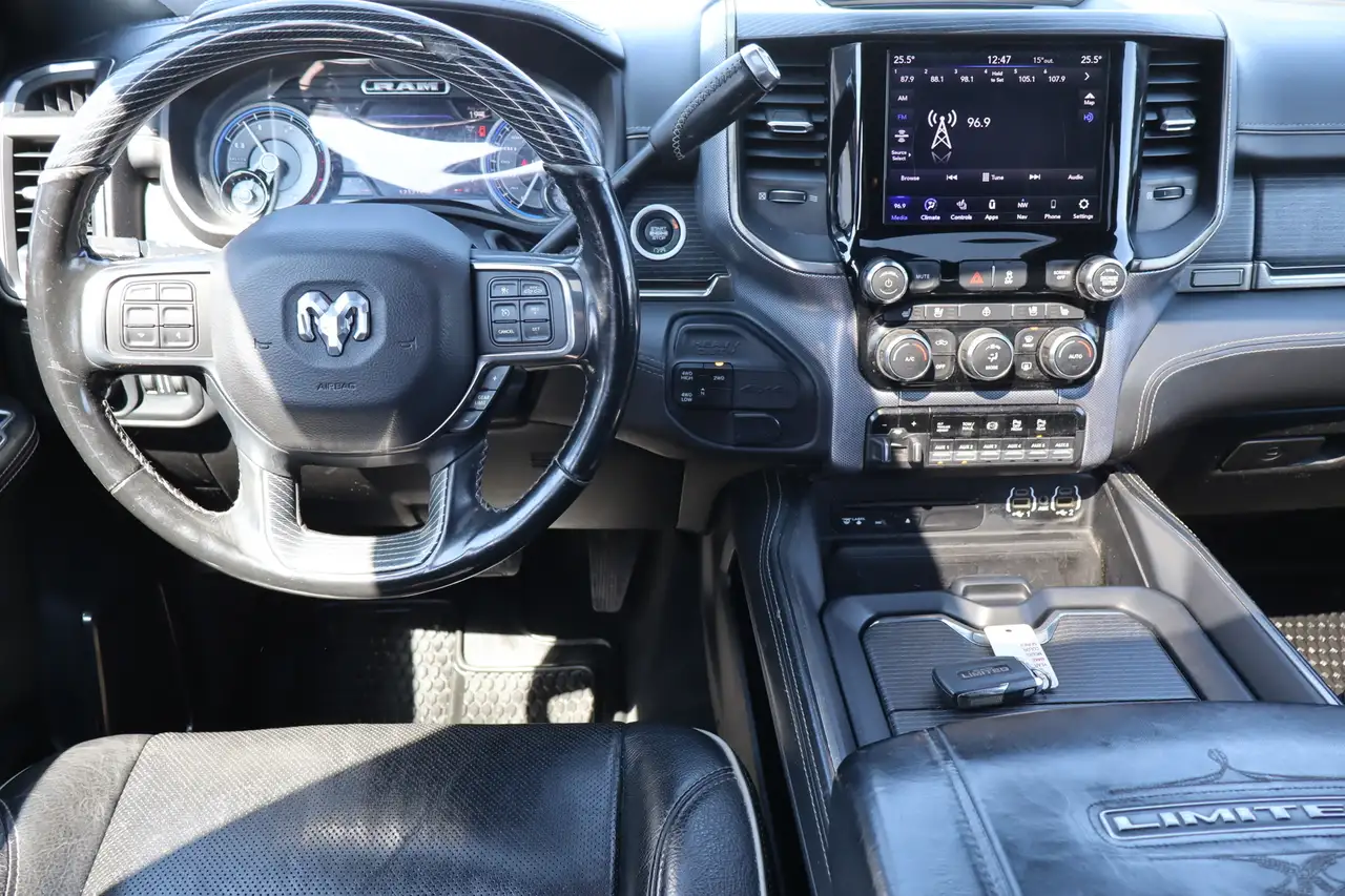 RAM 2500 снимка RAM 2500