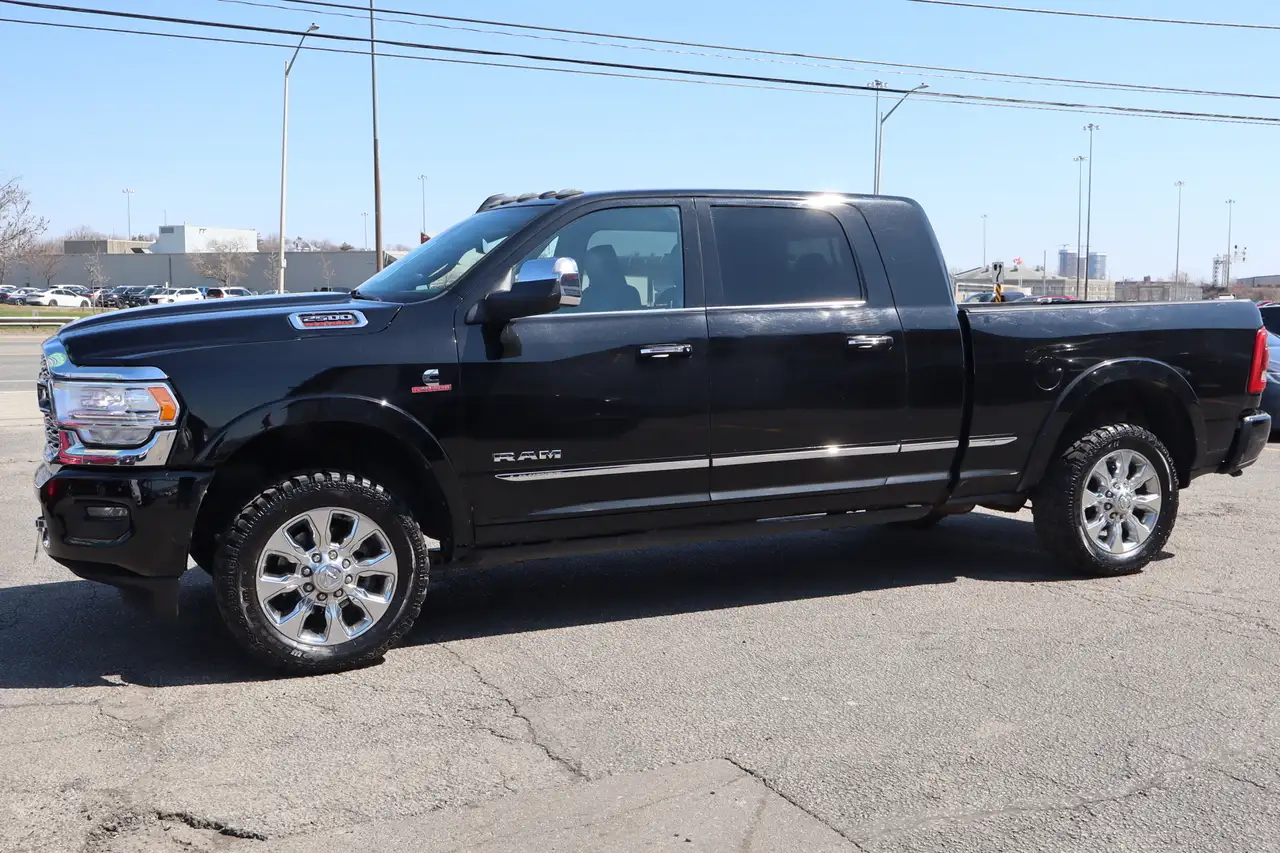 RAM 2500 снимка RAM 2500