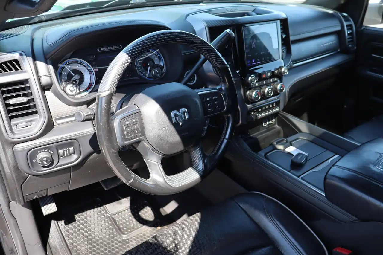 RAM 2500 снимка RAM 2500