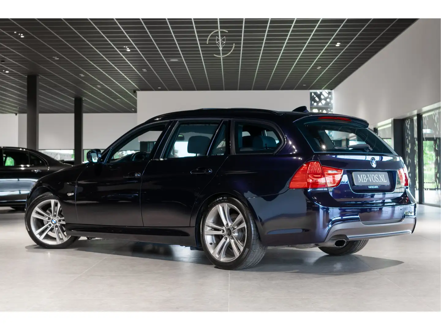 BMW 318 3-serie Touring 318i M Sport Edition Panorama|Shad Negro - 2