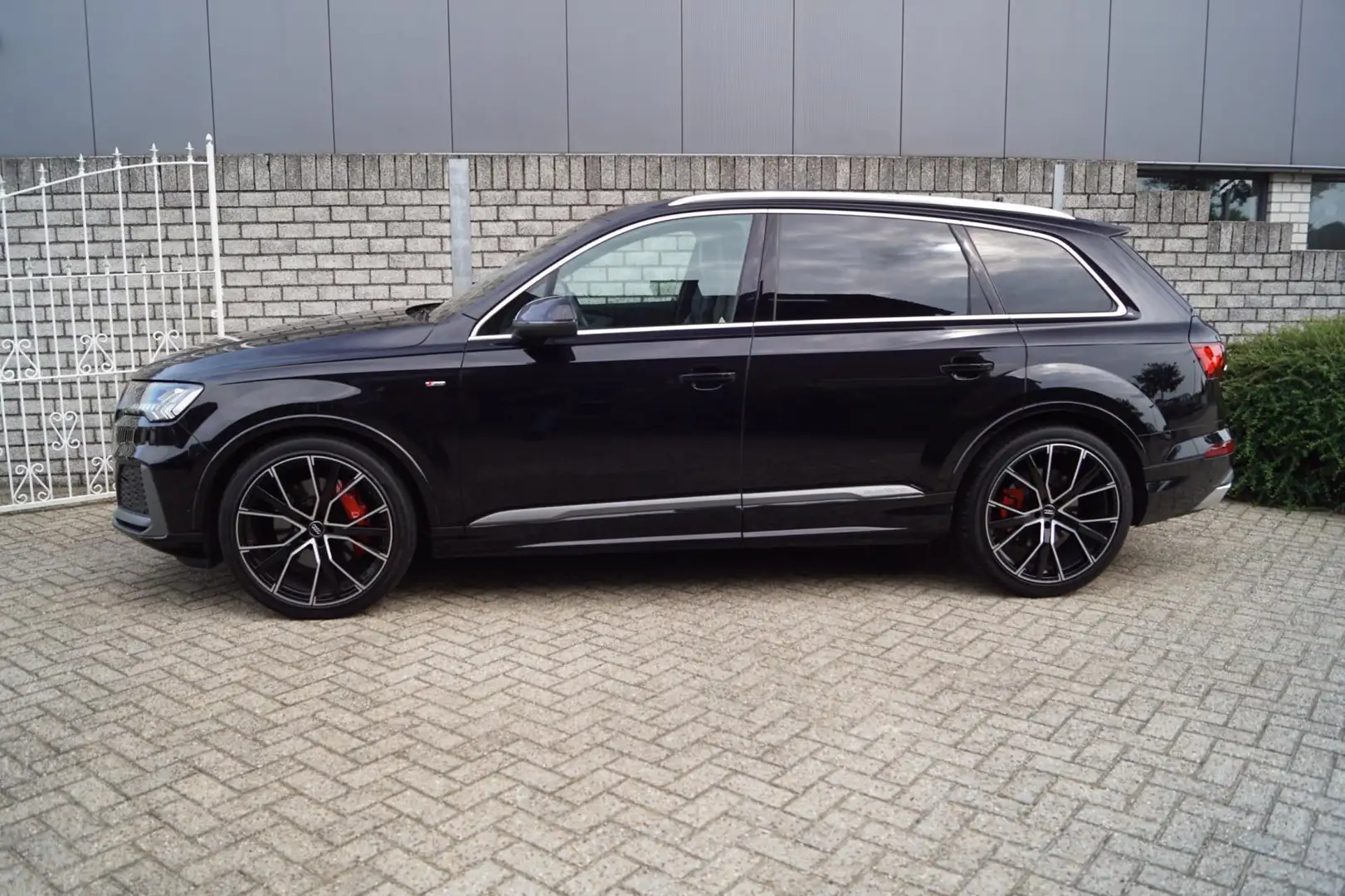 Audi Q7 55 TFSI quattro Pro Line S Line Autom Panodak RS S Zwart - 2