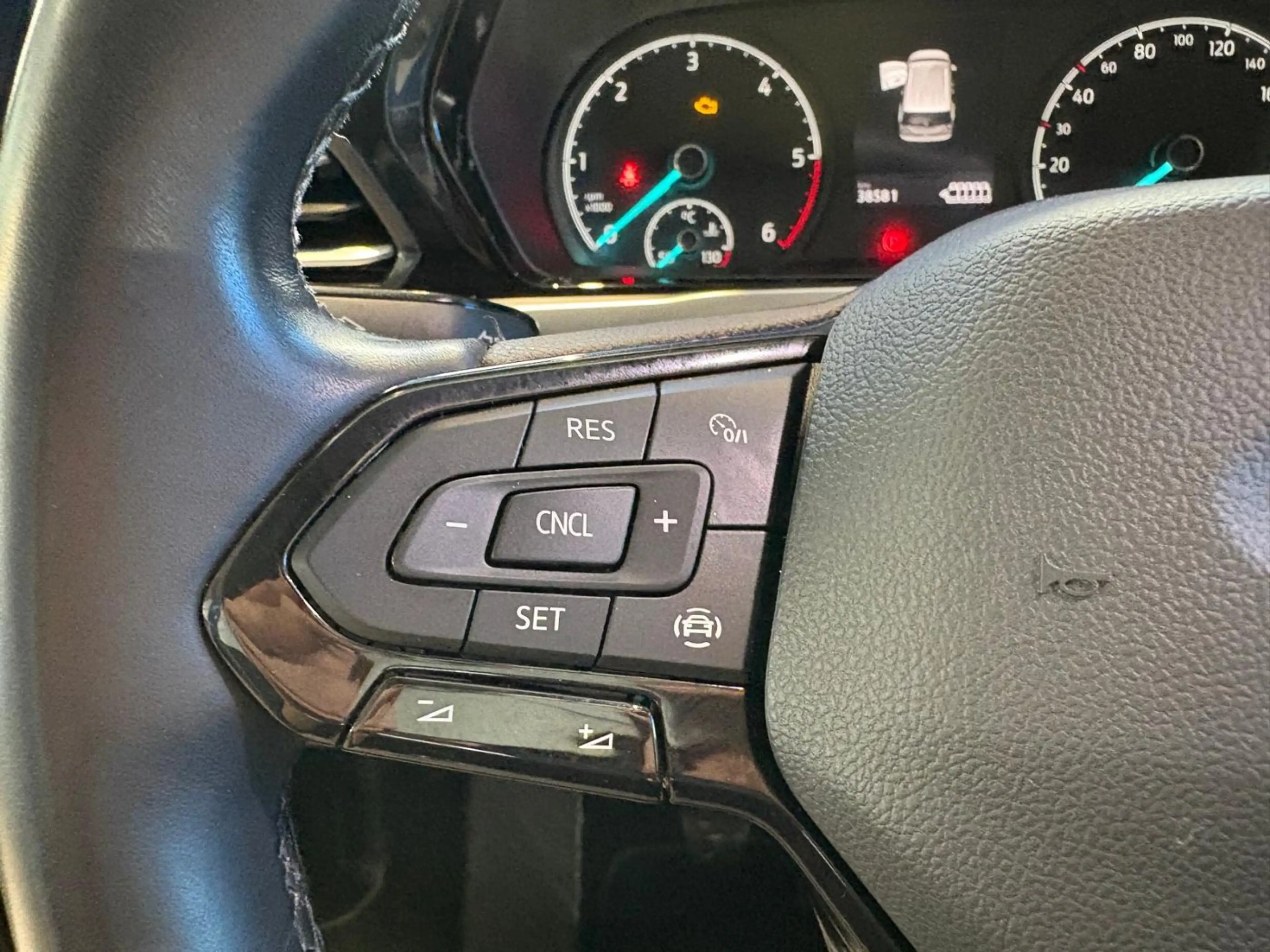 Ford Grand Tourneo Connect 2.0 Active LED PANO NAV KAM — photo 20