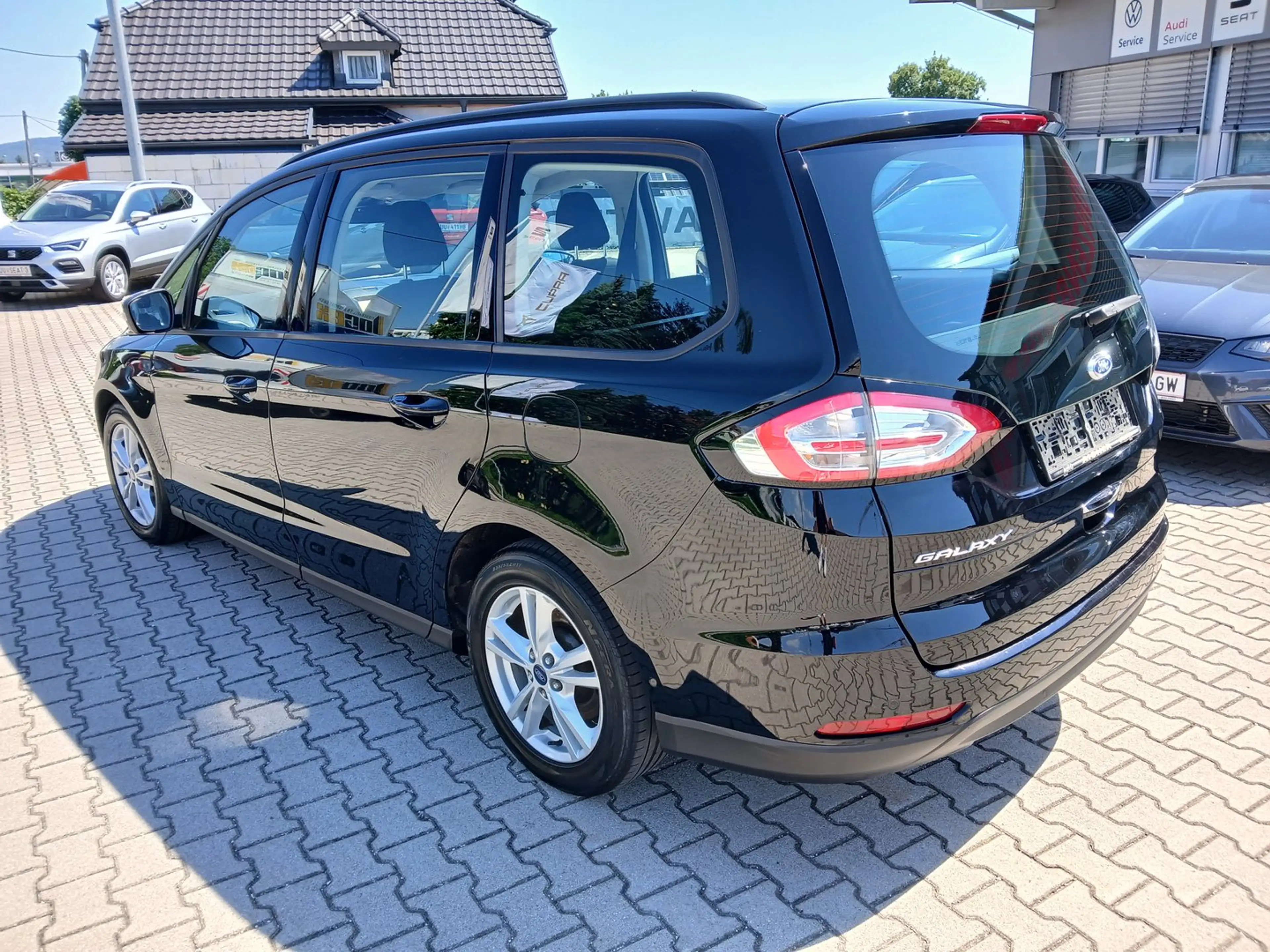 Ford Galaxy 2,0 TDCi AWD Trend Start/Stop — photo 6