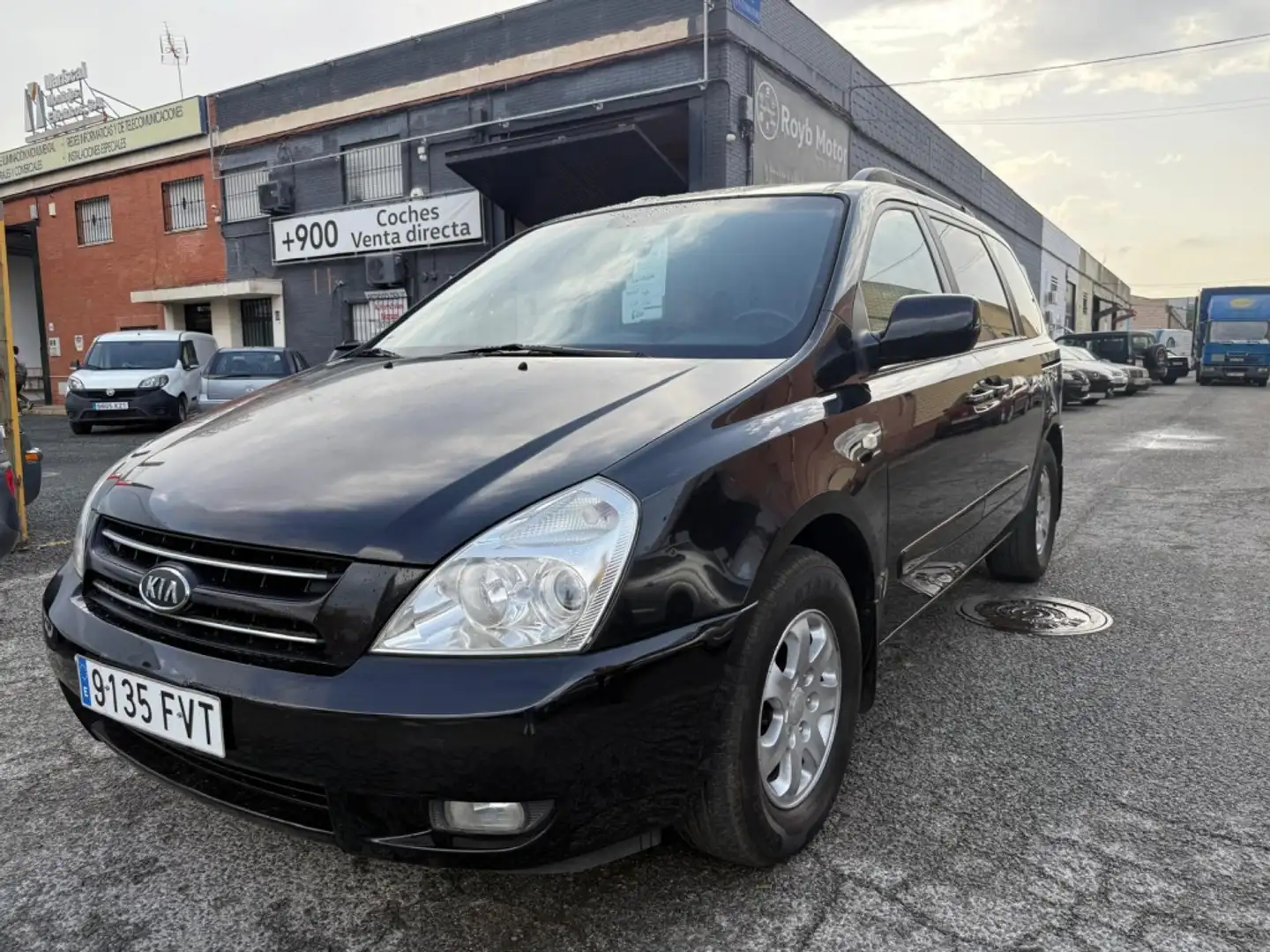 Kia Carnival 2.9CRDI EX-Concept Negro - 1