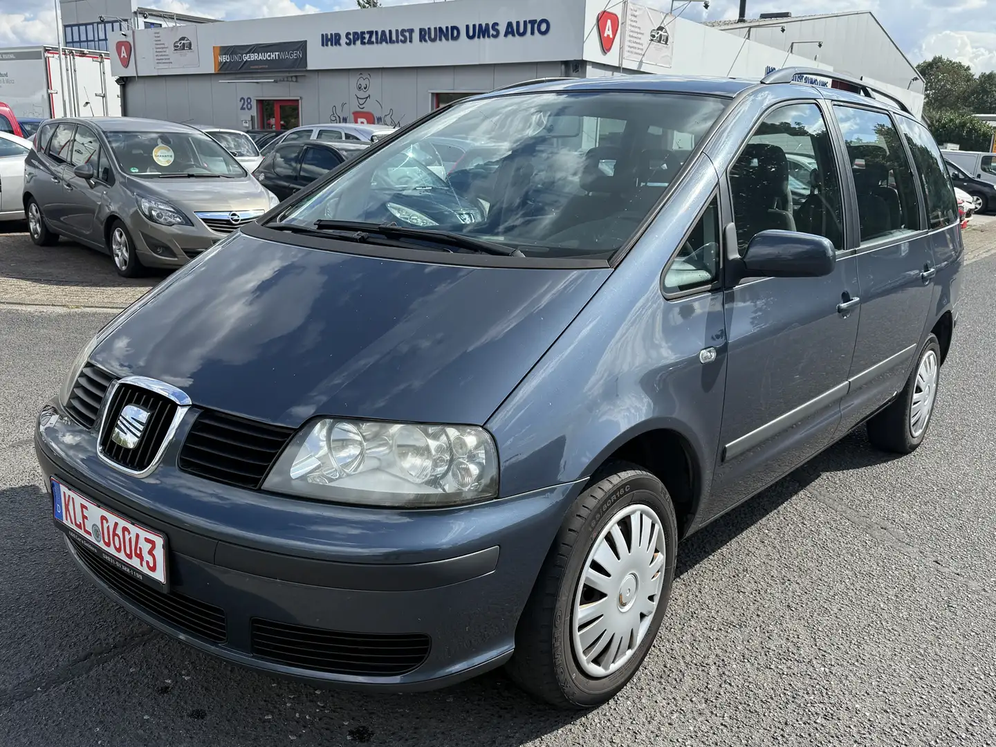 SEAT Alhambra Reference*7 Sitzer*HU/AU+Service NEU Grün - 1