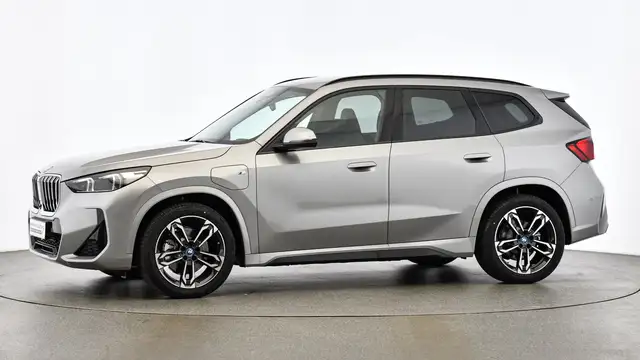 BMW X1 xDrive25e Ansicht 4