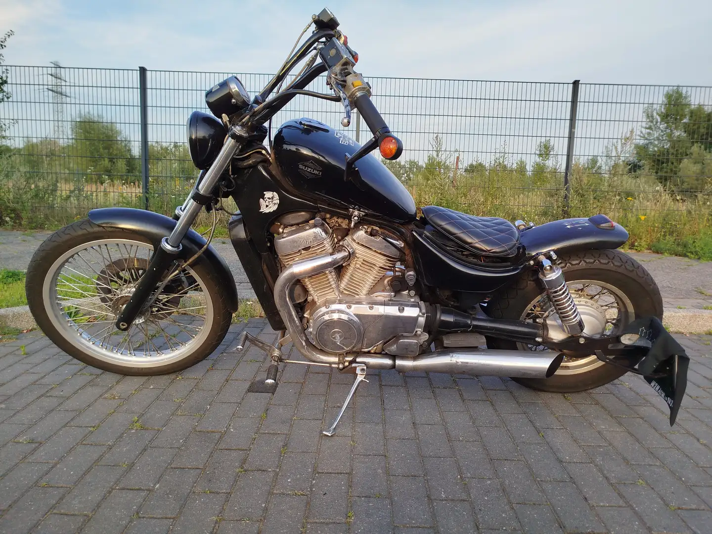 Suzuki VS 600 GLU Чёрный - 2