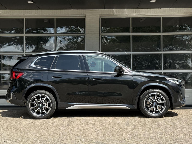 BMW X1 xDrive23i X LINE | PANORAMA | SPORTSTOELEN | ELEKT — photo 10