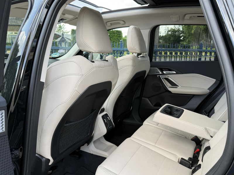 BMW X1 xDrive23i X LINE | PANORAMA | SPORTSTOELEN | ELEKT — photo 6