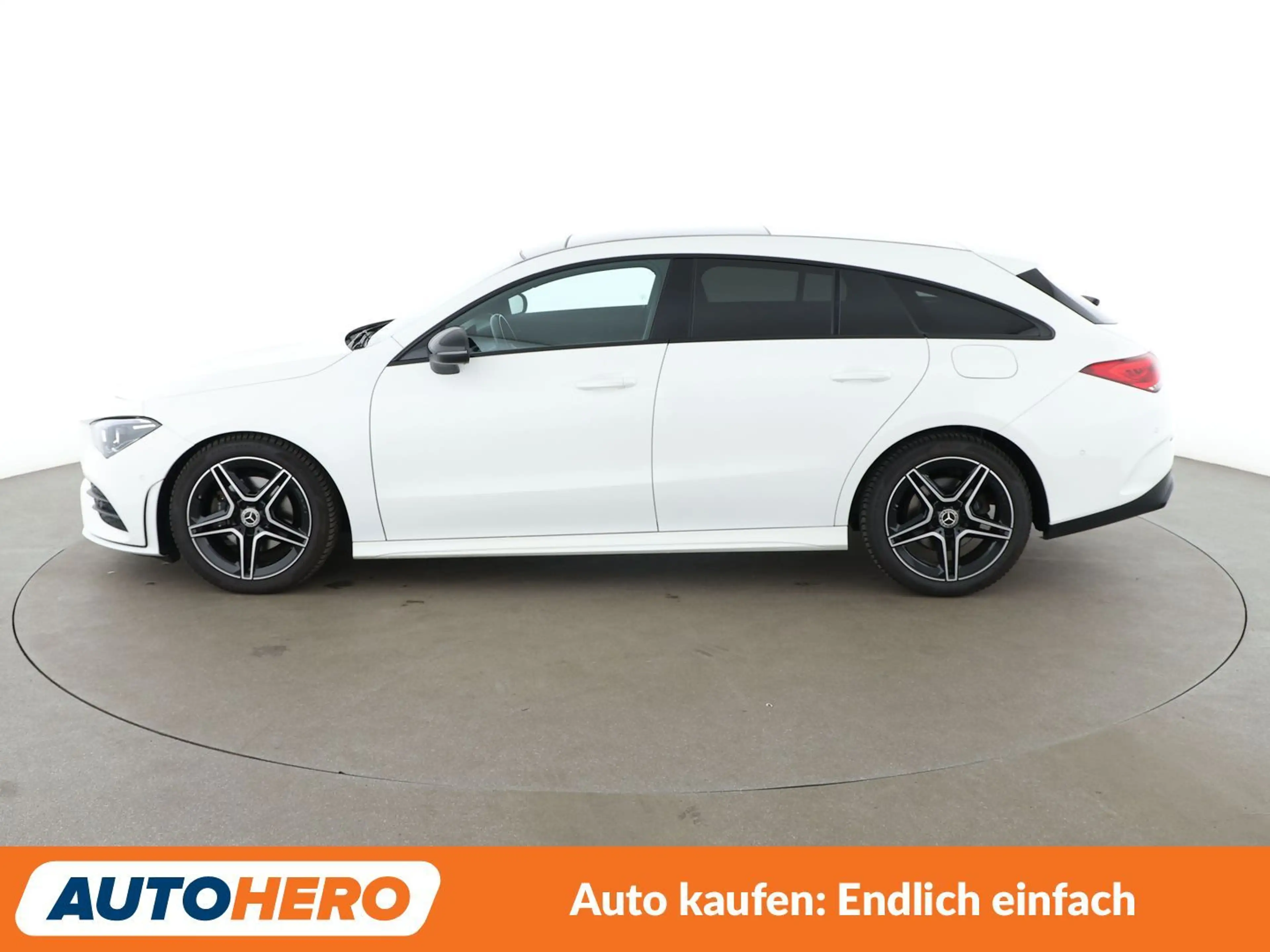 Mercedes-Benz CLA 180 CLA 180 Shooting Brake AMG Line — photo 3