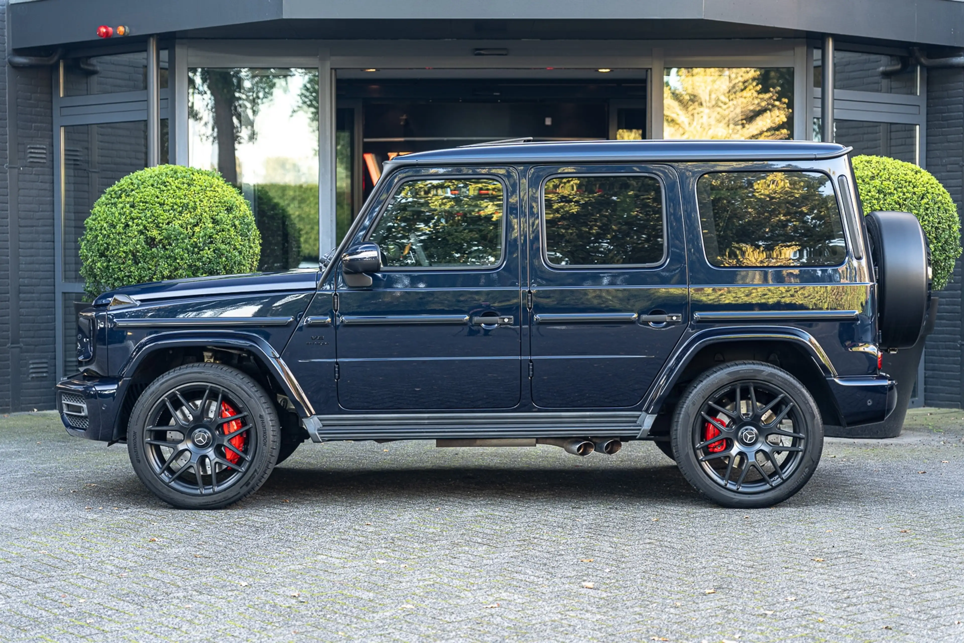 Mercedes-Benz G 63 AMG G63 | Drivers Pack (240 km/h) | 22 Inch | Burmeste — photo 6