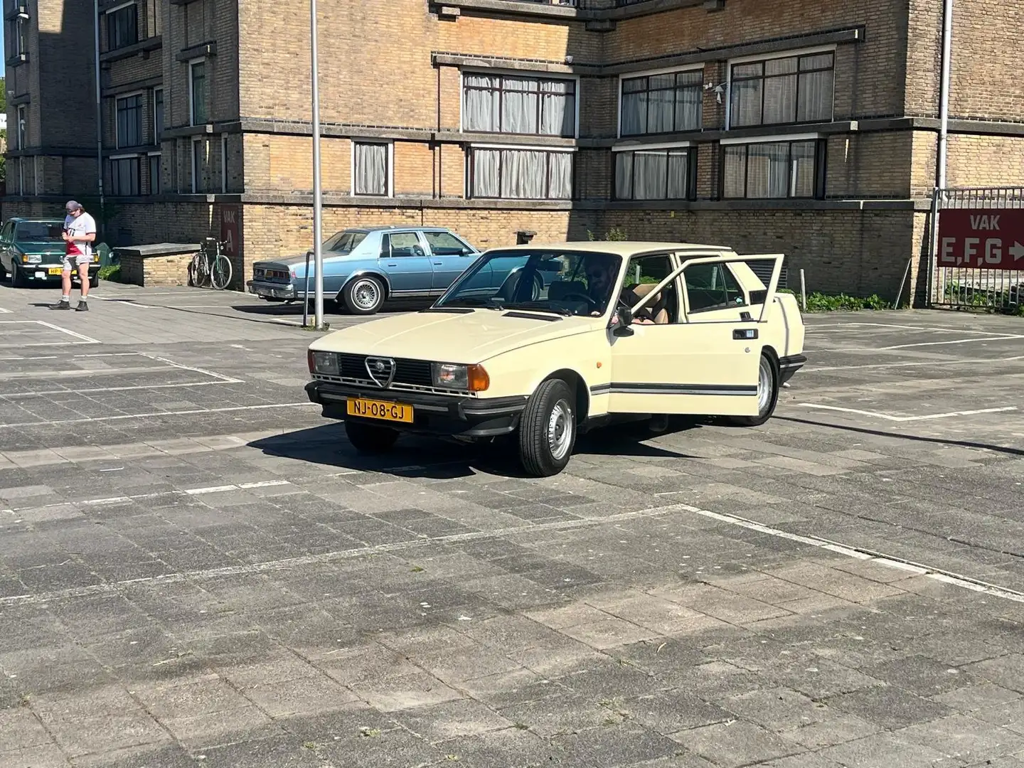 Alfa Romeo Giulietta Tipo 116 | 1.3 1980 Beige - 2