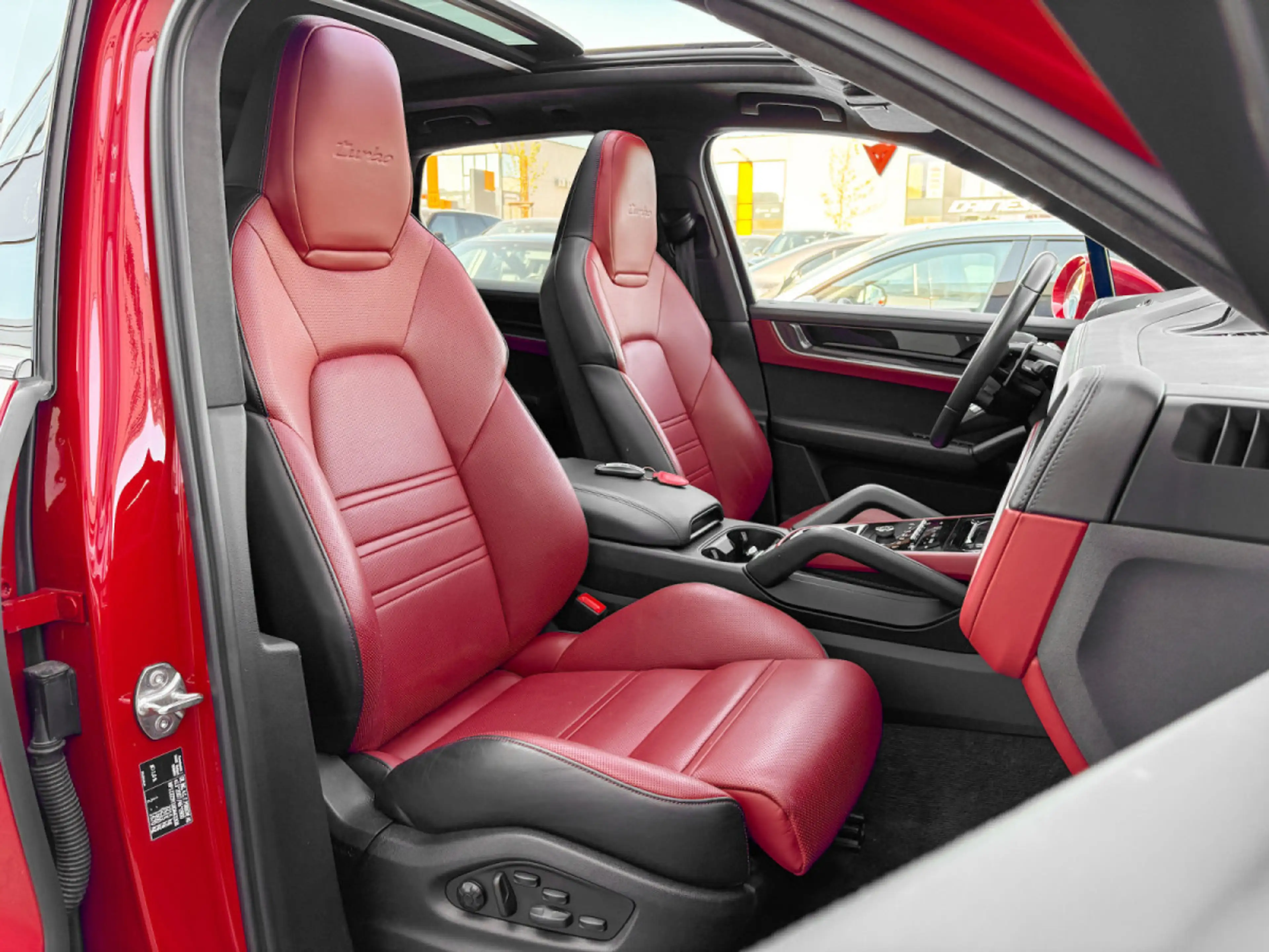 Porsche Cayenne COUPE TURBO E-HYBRID//21/BURMESTER/HEADUP/360°/SOF — photo 13
