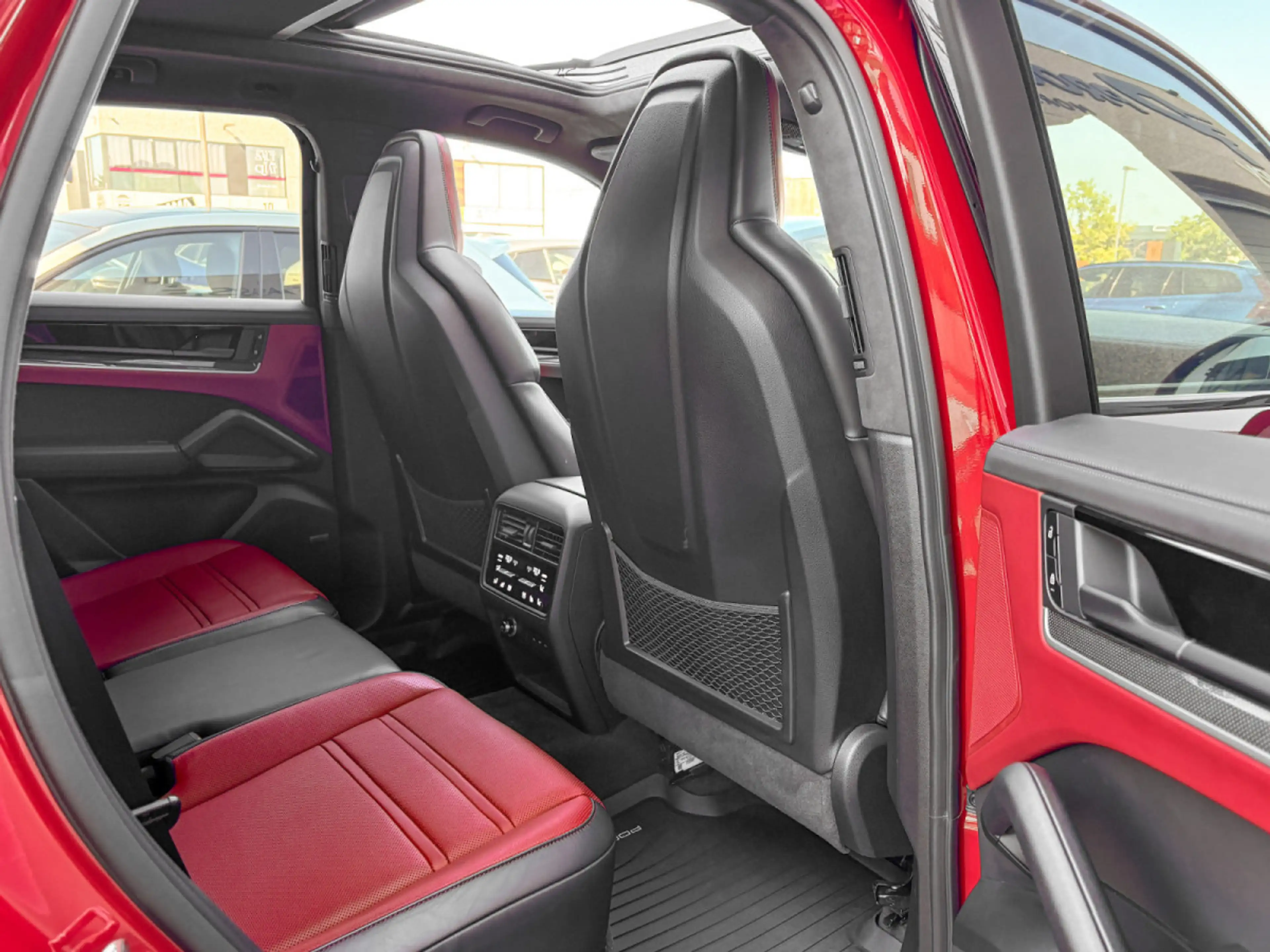 Porsche Cayenne COUPE TURBO E-HYBRID//21/BURMESTER/HEADUP/360°/SOF — photo 12