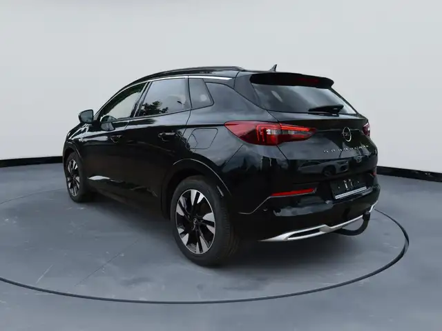 Opel Grandland X view 6