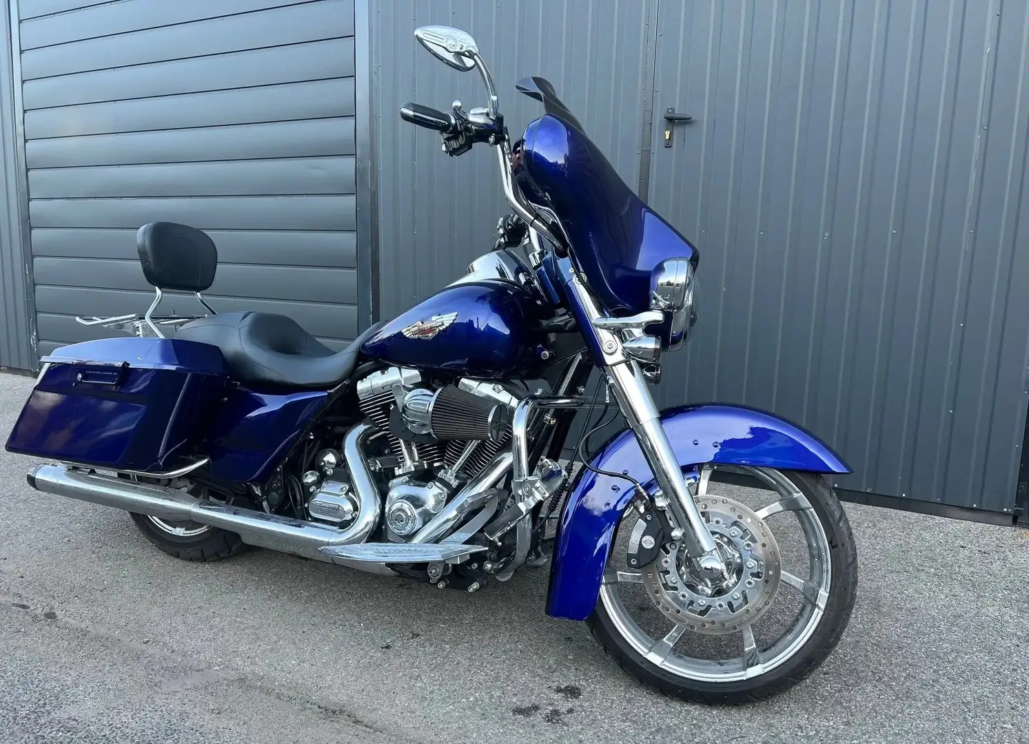 Harley-Davidson Electra Glide FLHXS Special Bleu - 2