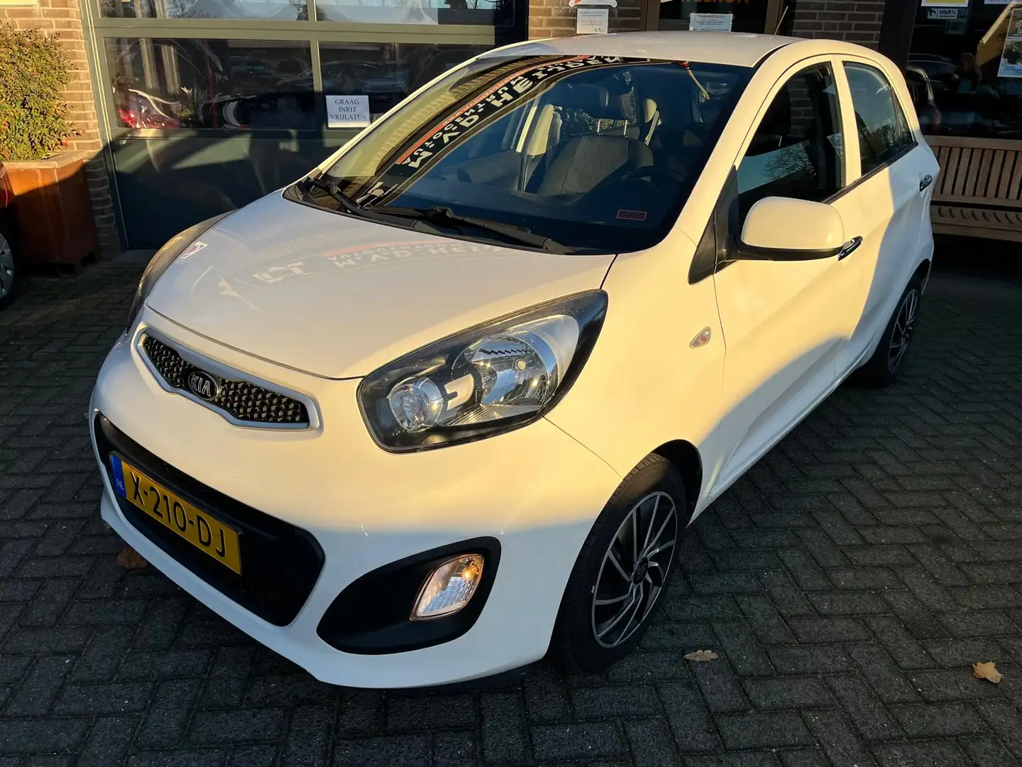 Kia Picanto 1.0 CVVT 5-drs. ComfortLine Weiß - 1
