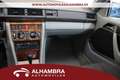 Mercedes-Benz E 320 - thumbnail 10