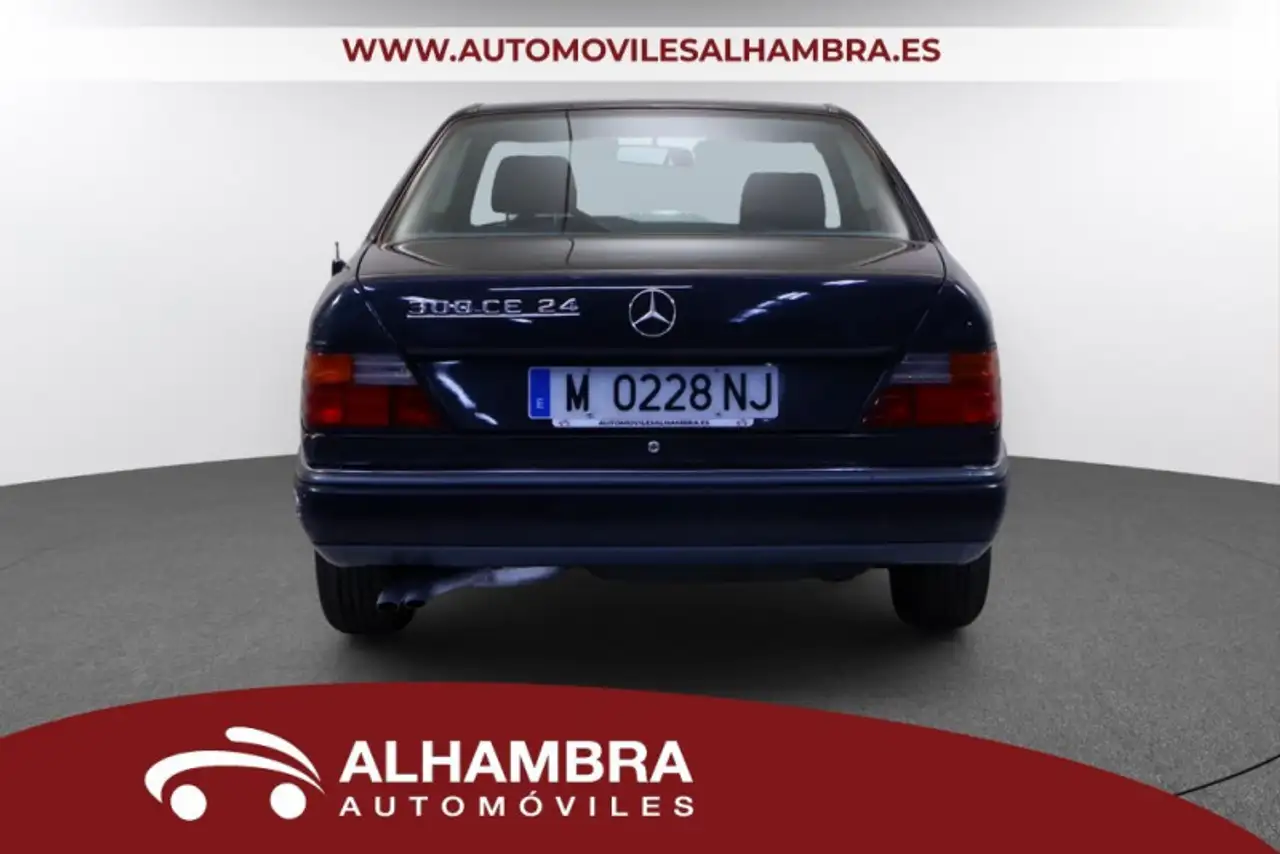 Mercedes-Benz E 320, foto 5