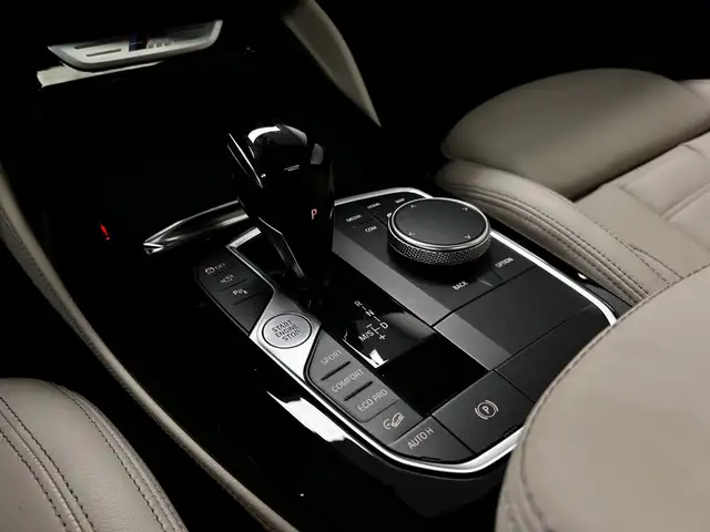 BMW X4 M view 23