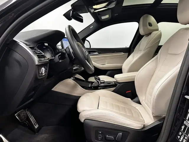 BMW X4 M view 4
