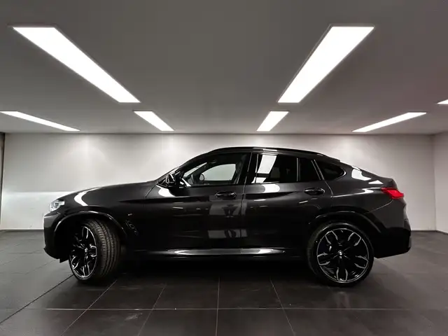 BMW X4 M view 2
