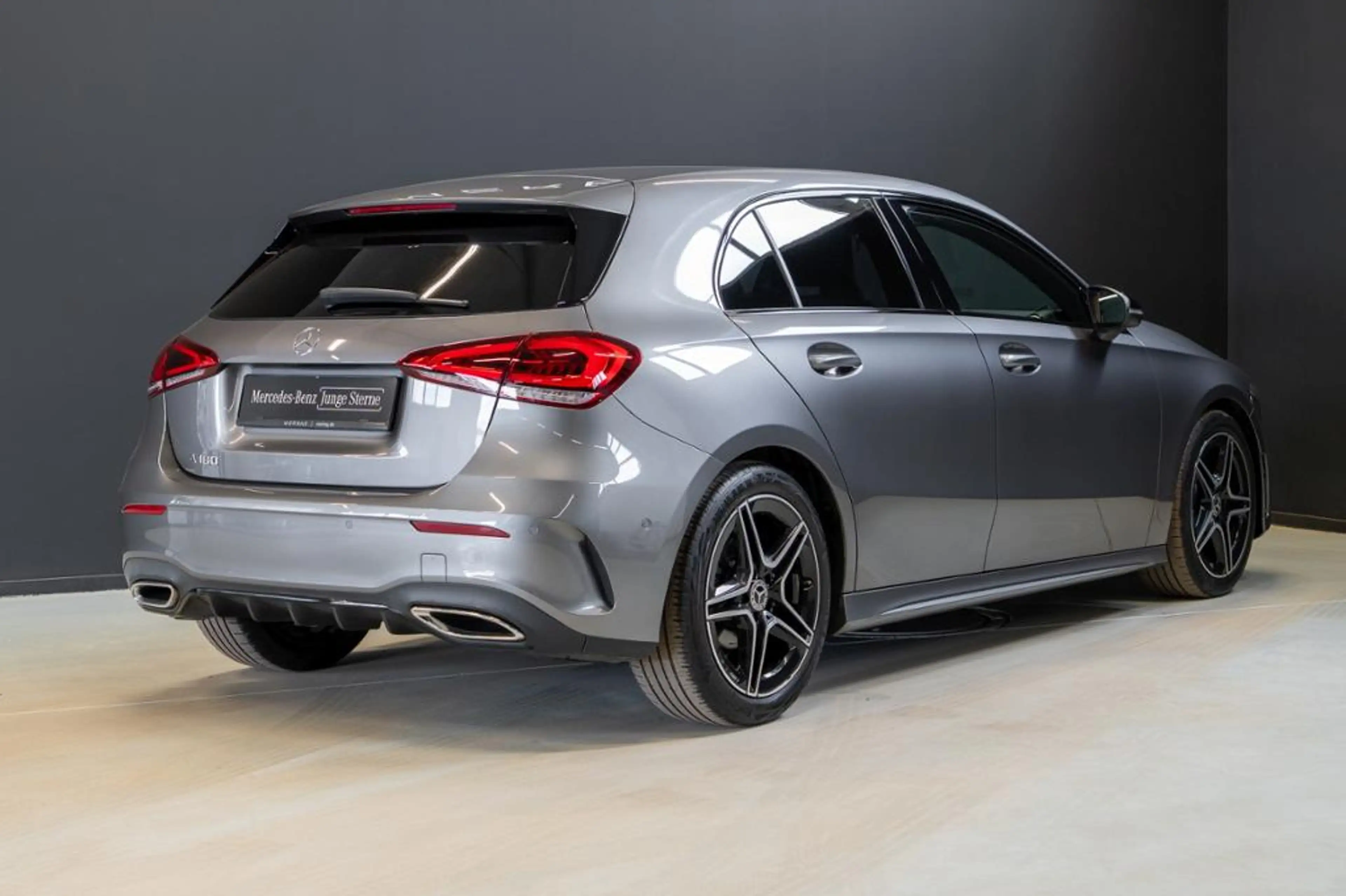 Mercedes-Benz A 180 * — photo 3