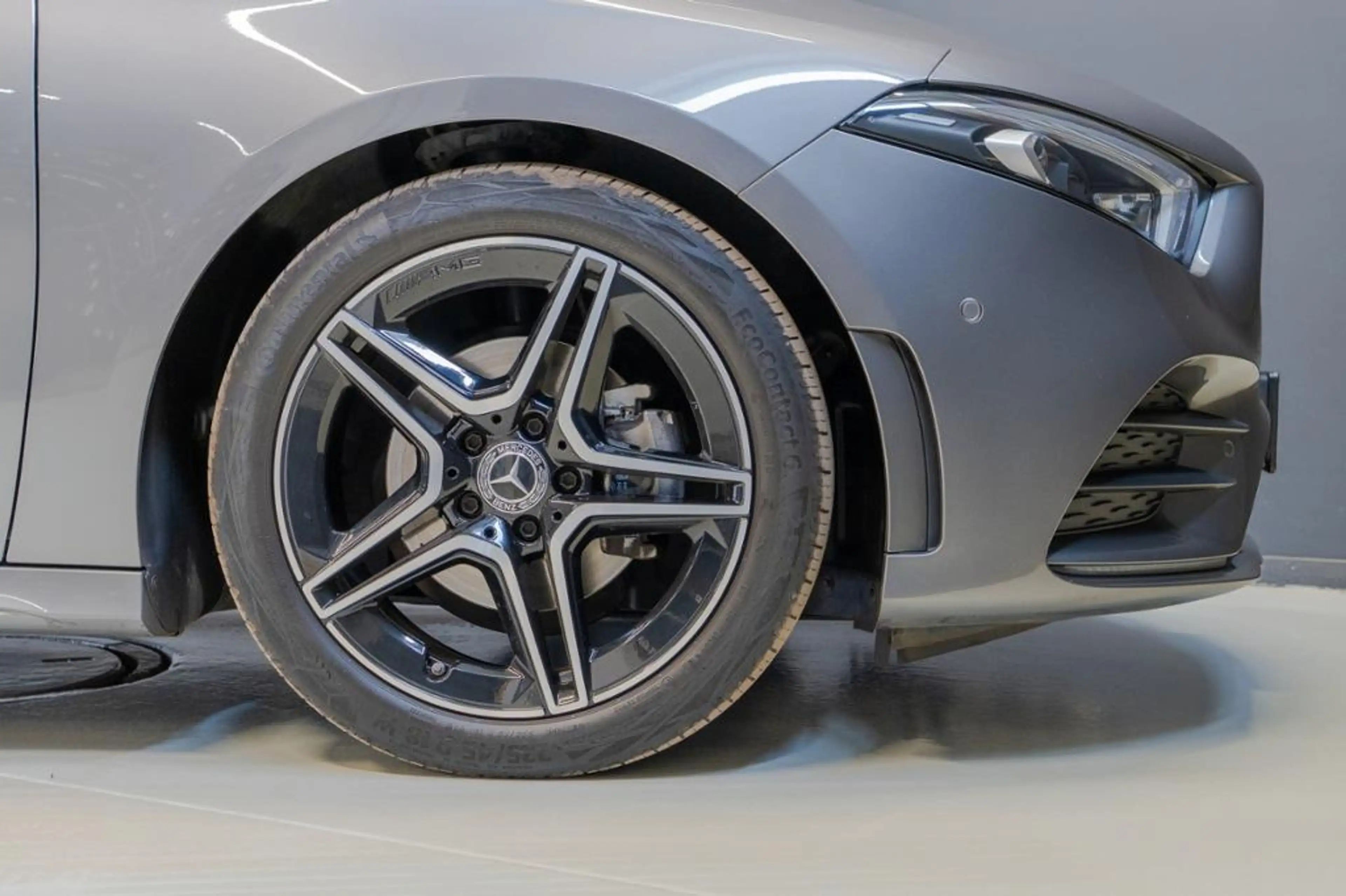 Mercedes-Benz A 180 * — photo 5