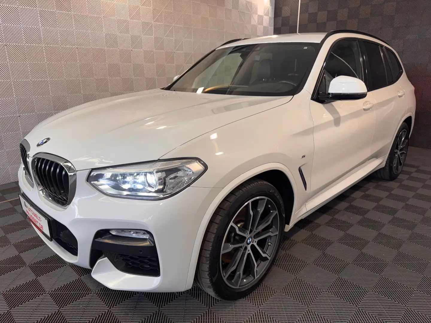 BMW X3 xDr. 30d*M SPORT*LED-AHK-WIRELESS-WLAN-LM 20" Weiß - 2