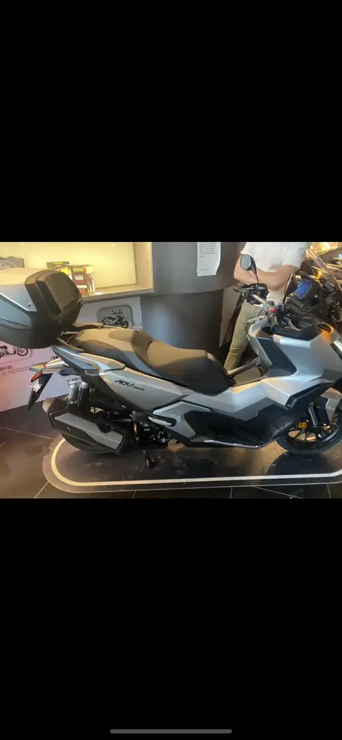 Honda ADV 350 - 2