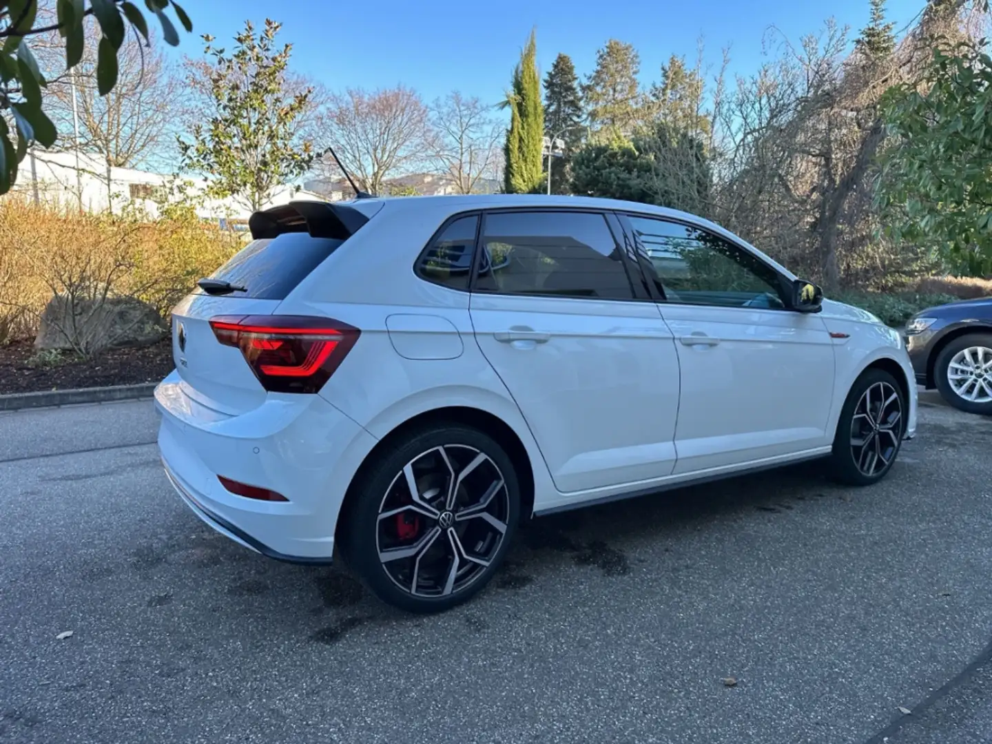 Volkswagen Polo GTI 2.0 TSI DSG Navi Rückfahrkamera IQ.Light Weiß - 2