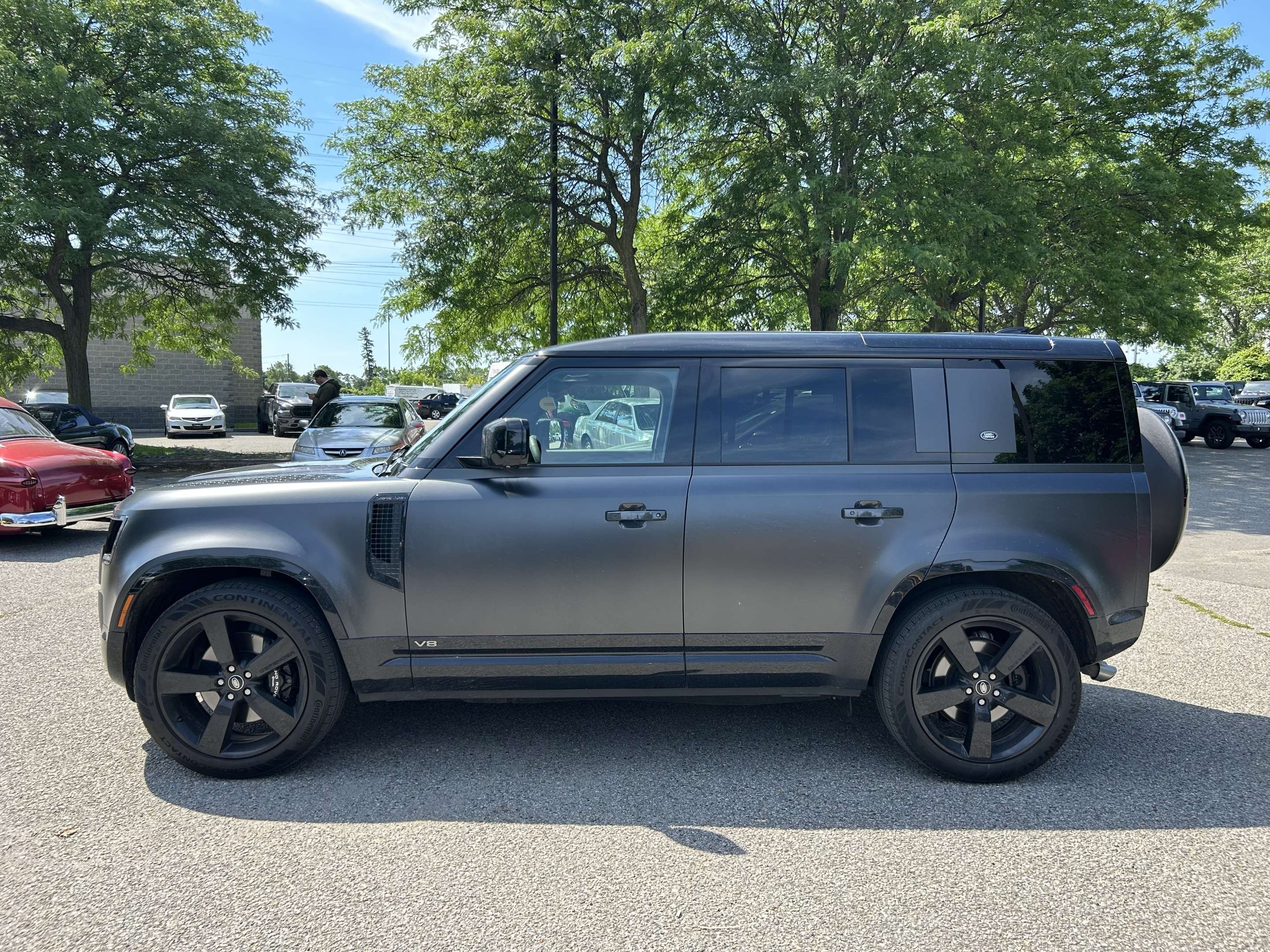2023 Land Rover Defender