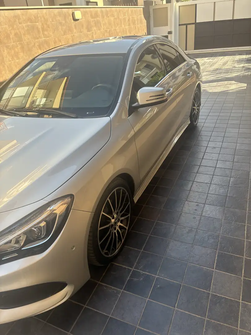 Mercedes-Benz CL 200 4 Matic Premium Amg Plateado - 2