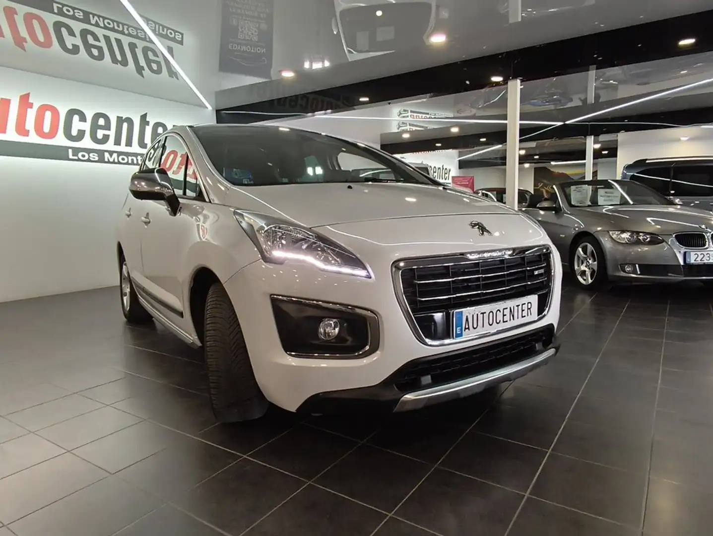 Peugeot 3008 HYbrid4 Blanco - 2
