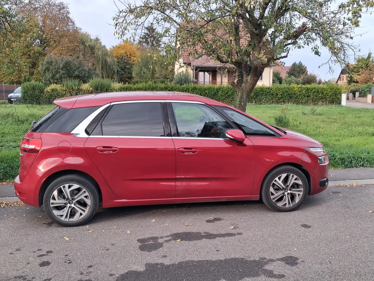 Citroen C4 Picasso Rouge - 1