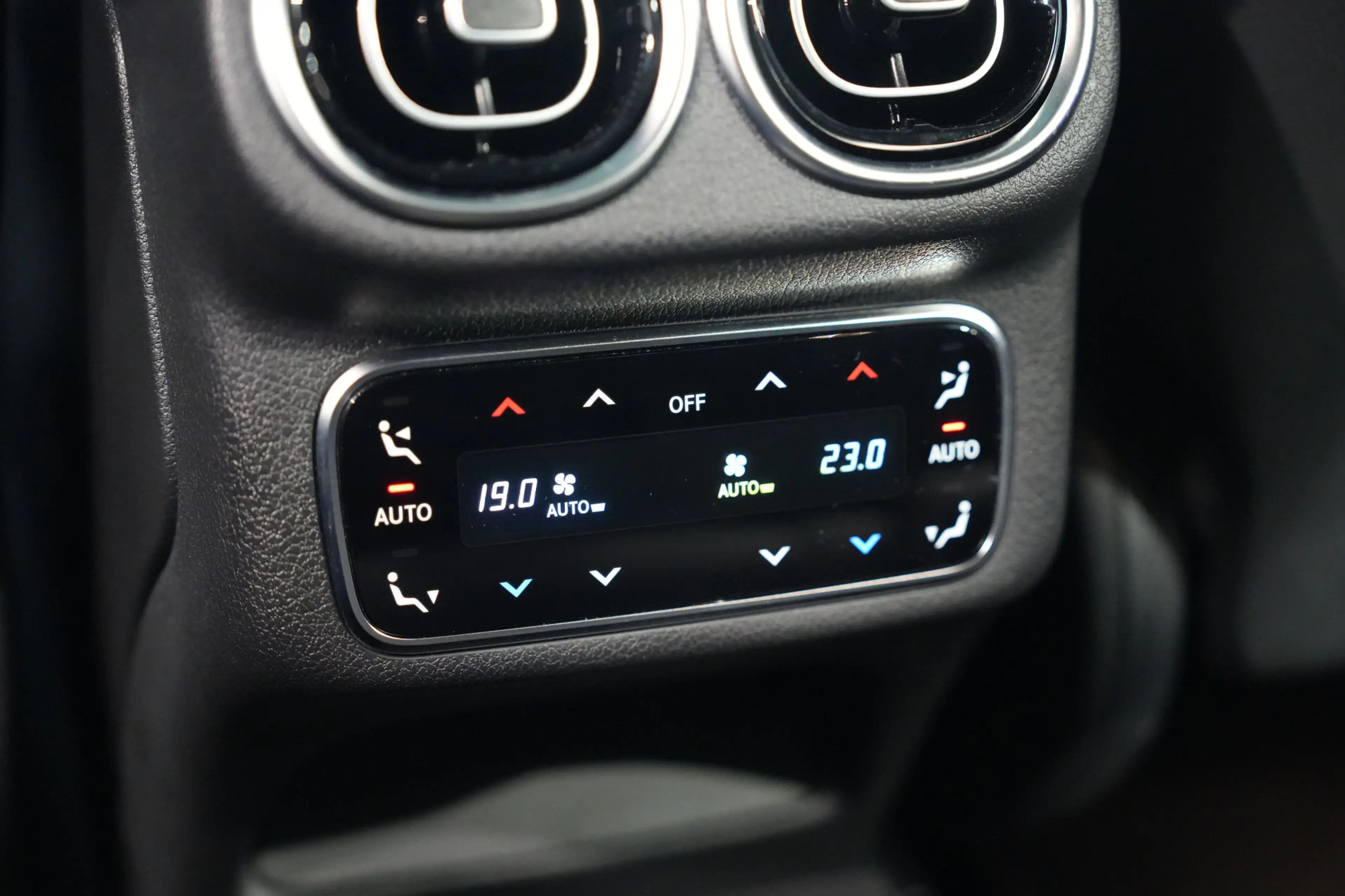 Mercedes-Benz GLC 400 400e 4MATIC AMG Premium+ ✅ LEDER ✅ MASSAGE ✅ VENTI — photo 39