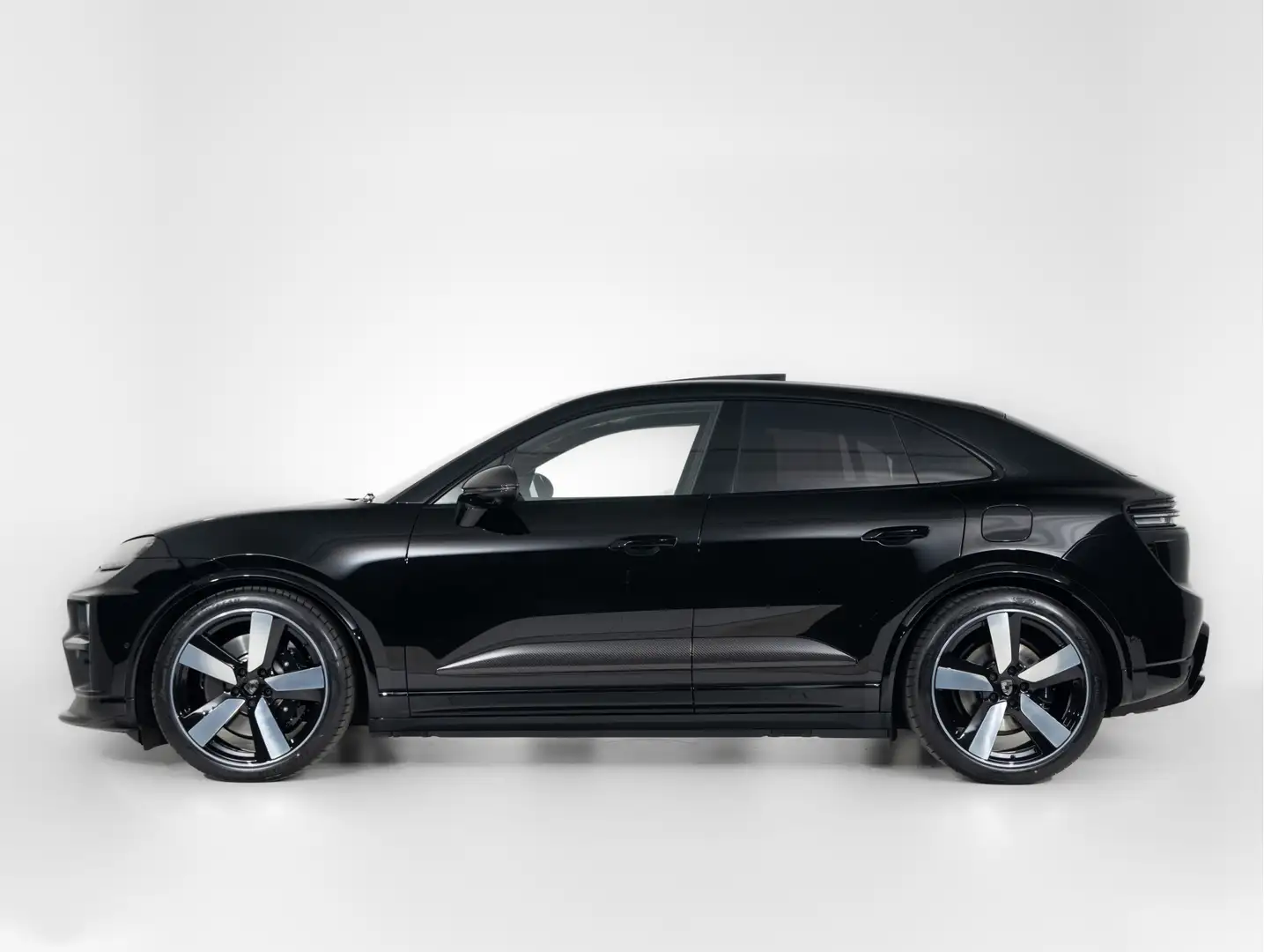 Porsche Macan Turbo Noir - 2