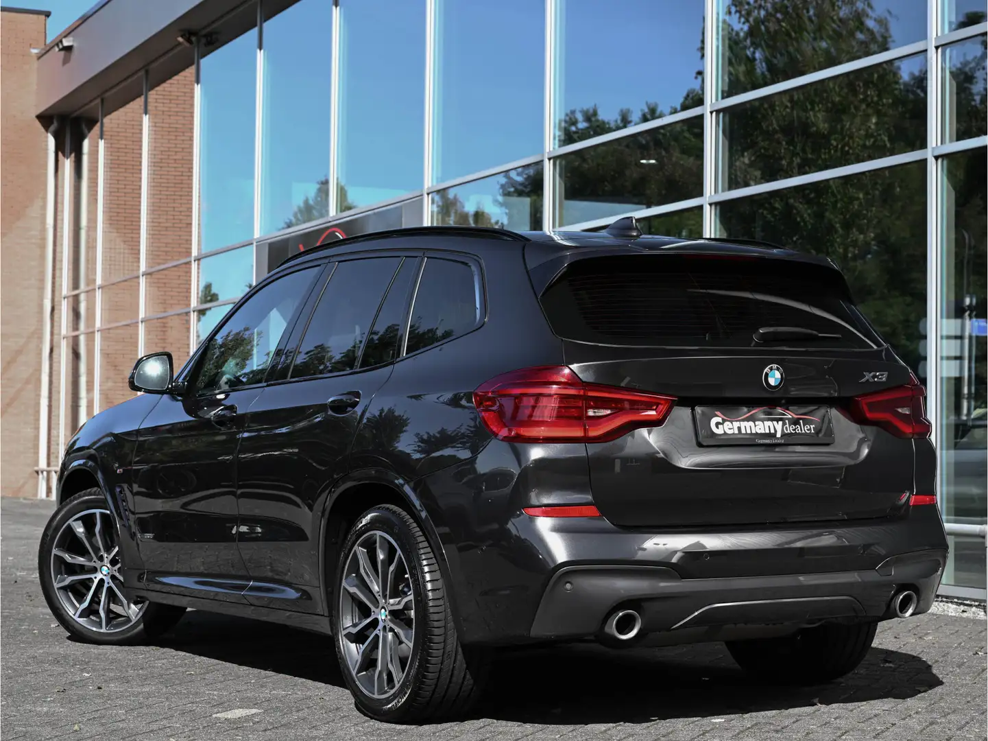 BMW X3 xDrive30d High Executive M-Sport Pano H&K Stoel-St Gris - 2