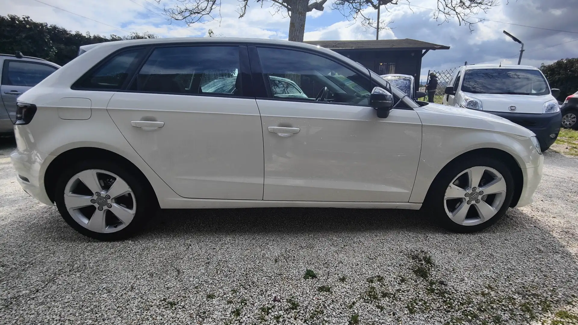 Audi A3 Sportback 1.4 g-tron Ambition s-tronic - 1