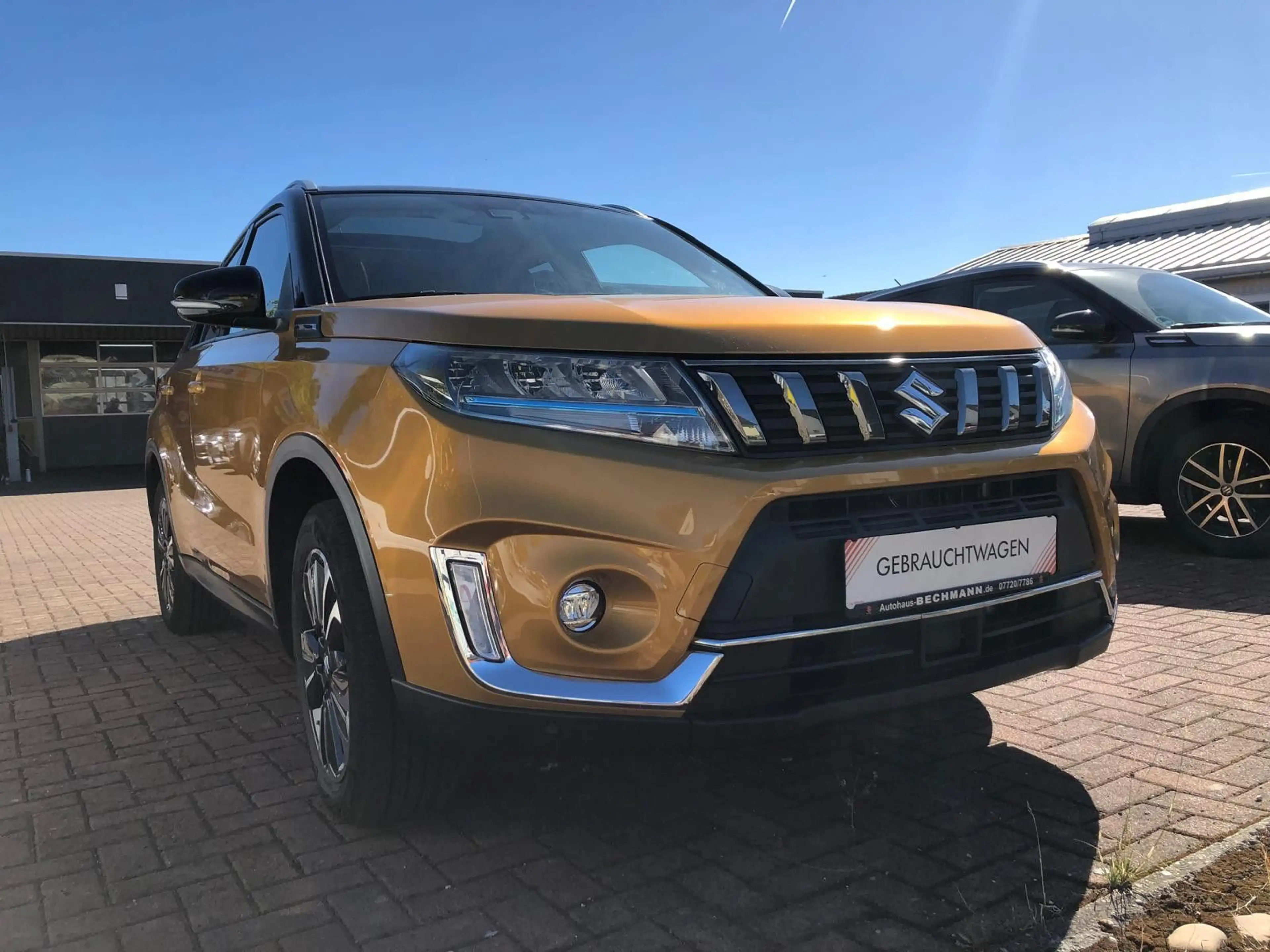Suzuki Vitara 1.5 DUAJET Hybrid Comfort+ AGS — photo 2