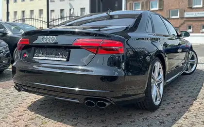 Annonce voiture d'occasion Audi S8 - CARADIZE