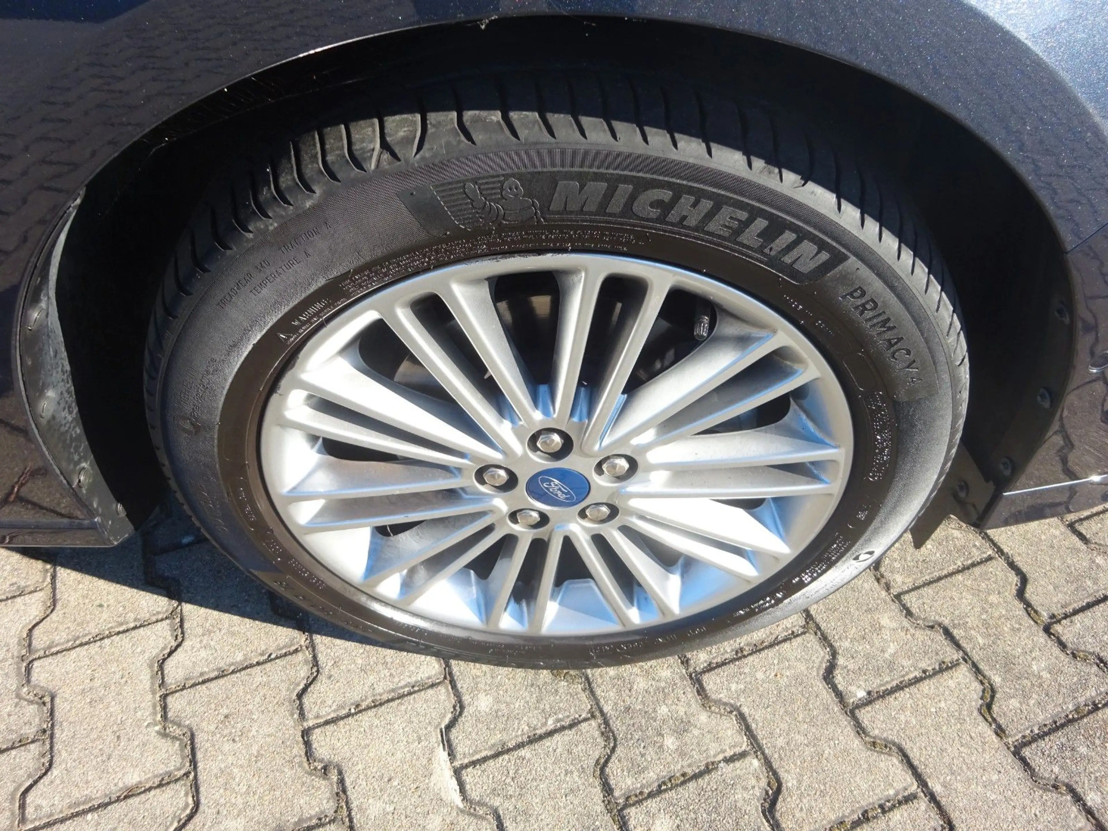 Ford S-Max 190PS Autm. Vignale Pano Massage ACC — photo 9