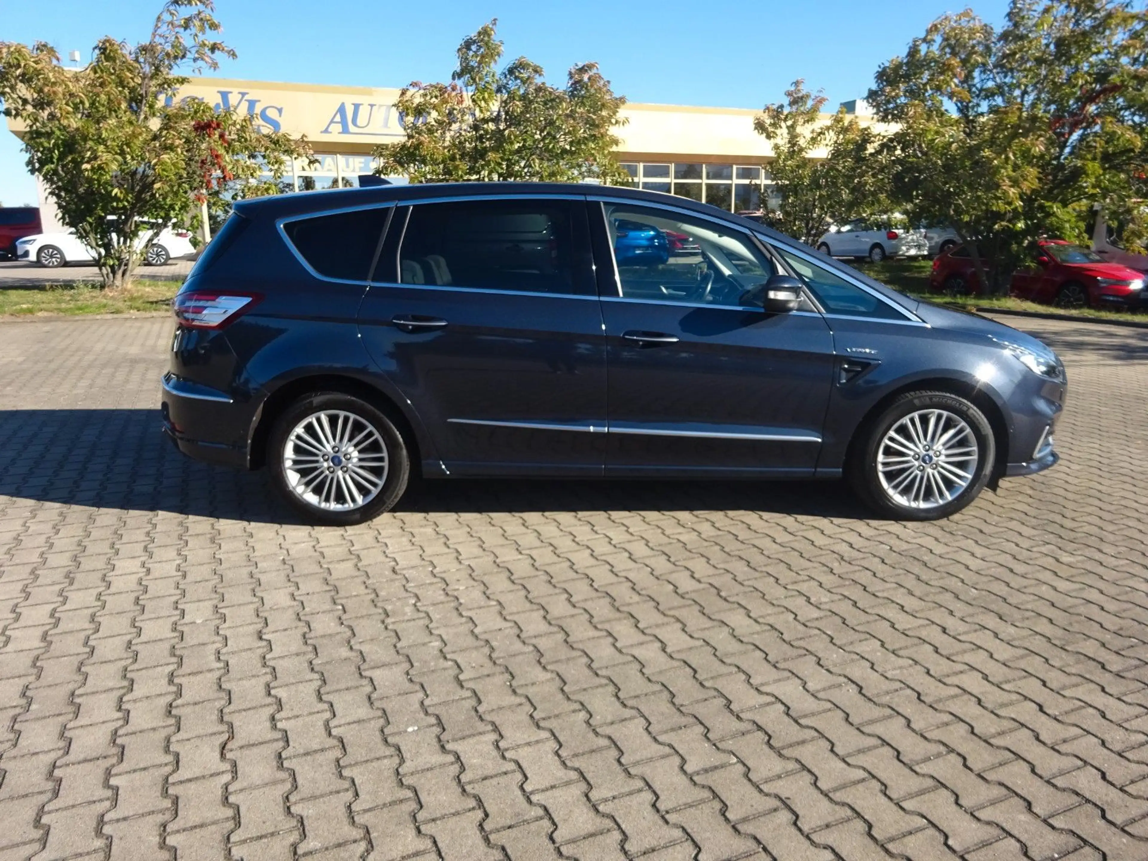 Ford S-Max 190PS Autm. Vignale Pano Massage ACC — photo 6